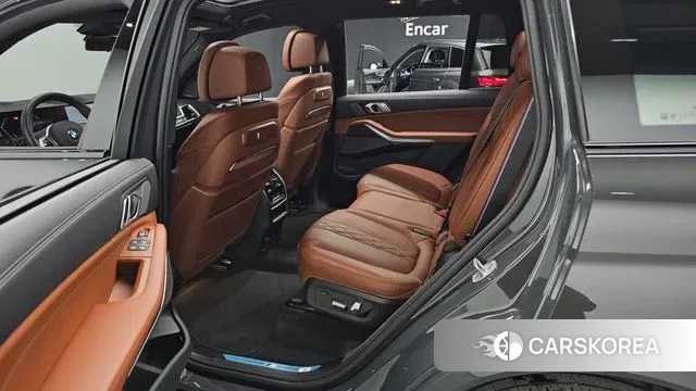 BMW X7 (G07) 2025 Серый из Кореи, фото 3