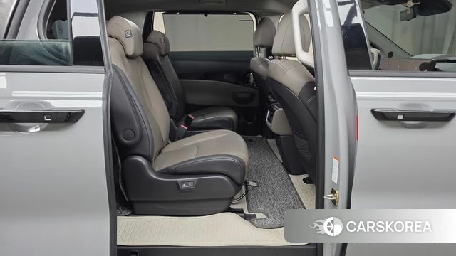 Kia The New Carnival 4th Generation 2024 Серый из Кореи, фото 3