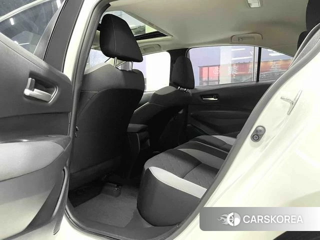 Toyota Corolla 2022 Белый из Китая, фото 3