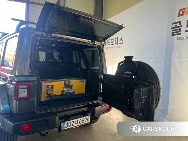 Jeep Wrangler (JL) 2021 Серый из Кореи, фото 3