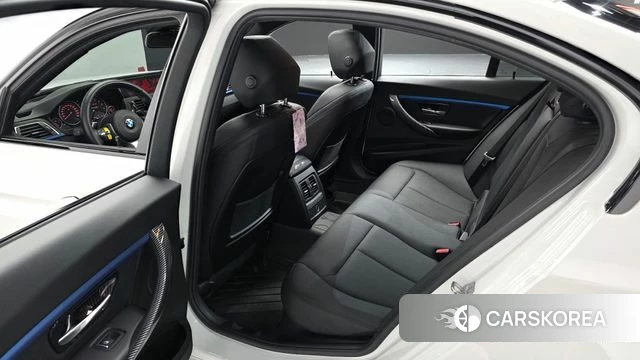 BMW 3 Series (F30) 2018 Белый из Кореи, фото 3