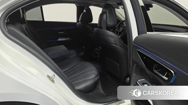 Mercedes-Benz E-Class W214 2024 Белый из Кореи, фото 3