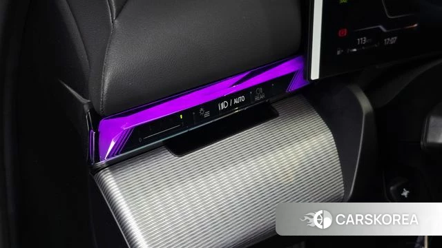 BMW 5 Series (G60) 2025 Черный из Кореи, фото 3
