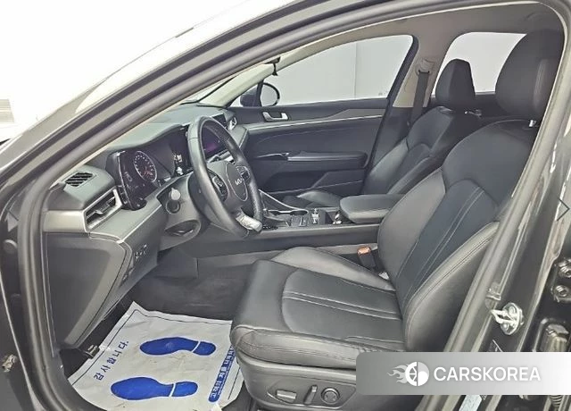 Kia K5 3rd generation 2023 Серый из Кореи, фото 3