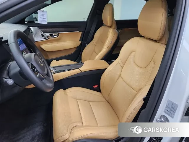 Volvo S90 2024 Белый из Кореи, фото 3