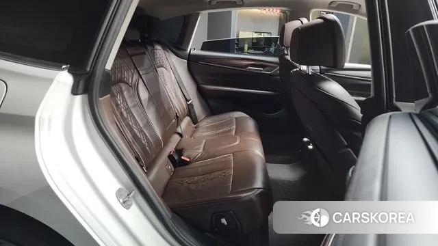 BMW 6 Series GT (G32) 2018 Белый из Кореи, фото 3