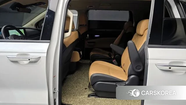 Kia Carnival 4th generation 2023 Белый из Кореи, фото 3