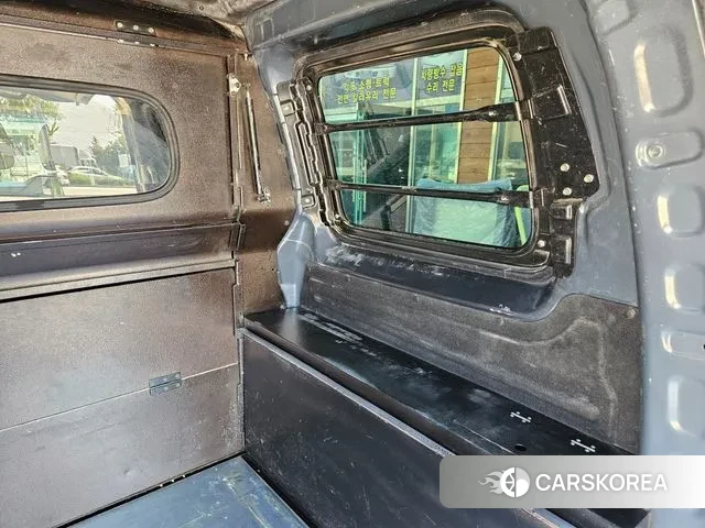 Hyundai Staria 2022 Серый из Кореи, фото 3