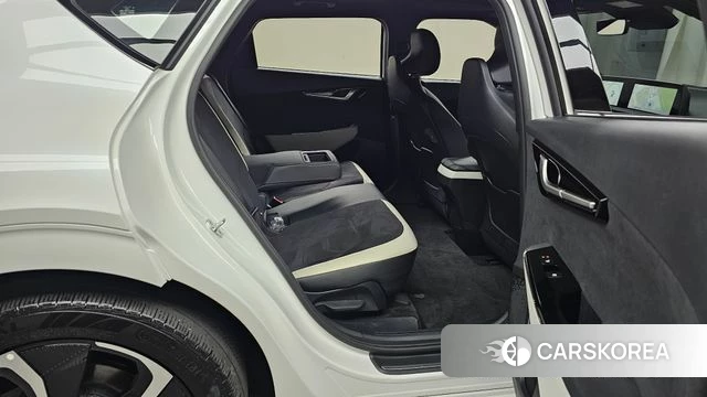 Kia EV6 2023 Белый из Кореи, фото 3