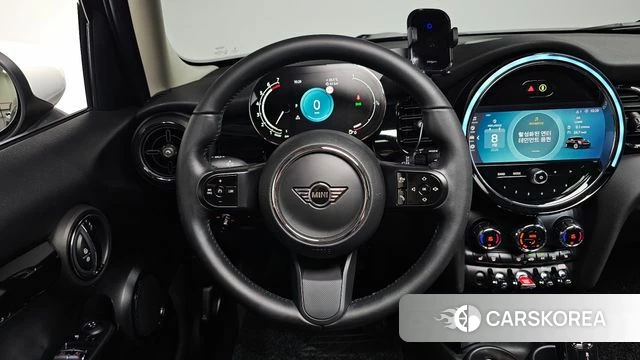 Mini Cooper 2021 Черный из Кореи, фото 3