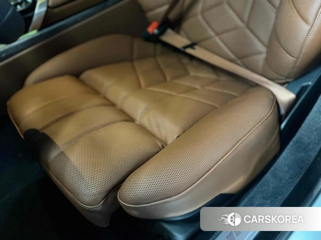 BMW 7 Series (G70) 2025 Белый из Кореи, фото 3