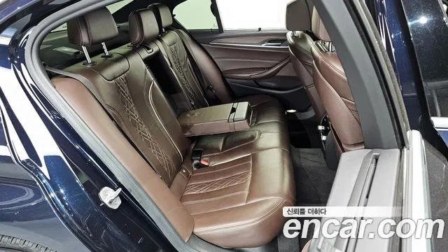 BMW 5 Series (G30) id 2675789 из Кореи 3