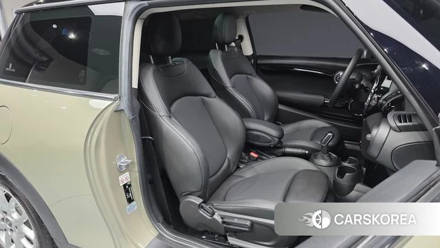 Mini Cooper 2020 Песочный из Кореи, фото 3