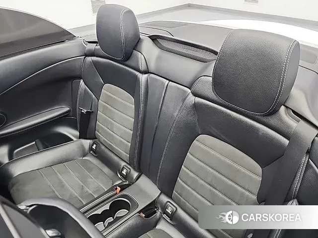 Mercedes-Benz C-Class W205 2021 Белый из Кореи, фото 3