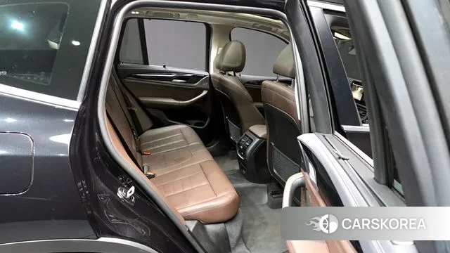 BMW X3 (G01) 2022 Черный из Кореи, фото 3