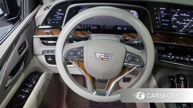 Cadillac Escalade 5th Generation 2022 Черный из Кореи, фото 3