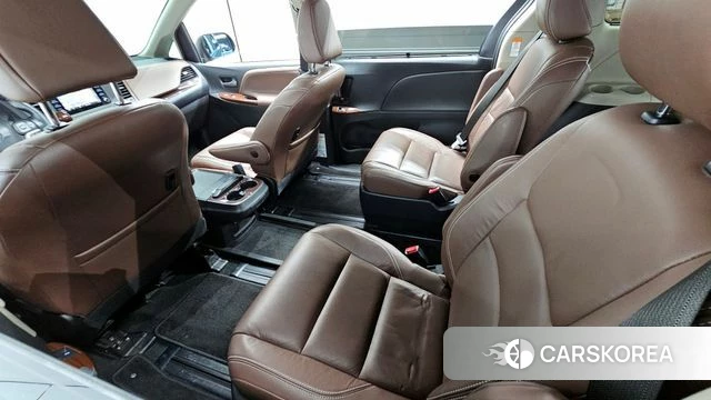 Toyota Sienna 2018 Серый из Кореи, фото 3