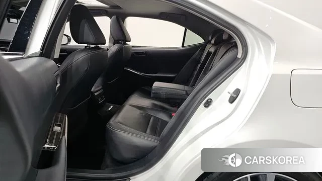 Lexus New IS300 2019 Белый из Кореи, фото 3