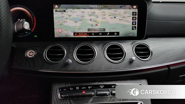 Mercedes-Benz E-Class W213 2021 Черный из Кореи, фото 3