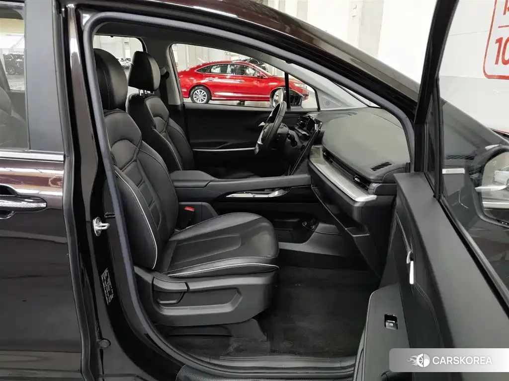Hyundai Kustu 2022 Champagne/brown из Китая, фото 3