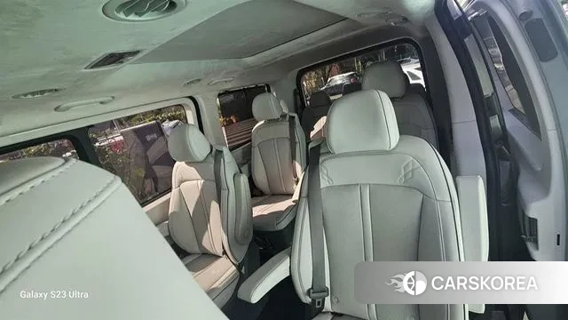 Hyundai Staria 2024 Серый из Кореи, фото 3