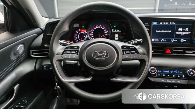 Hyundai Avante (CN7) 2023 Белый из Кореи, фото 3