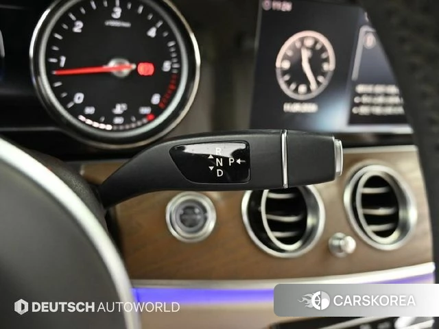 Mercedes-Benz E-Class W213 2019 Белый из Кореи, фото 3