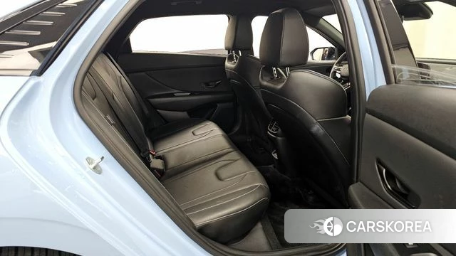 Hyundai The New Avante (CN7) 2023 Небесно-голубой из Кореи, фото 3