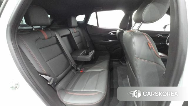 Chevrolet (GM Daewoo) Trax Crossover 2024 Белый из Кореи, фото 3