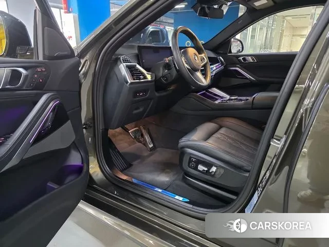 BMW X6 (G06) 2025 Цвет тростника из Кореи, фото 3