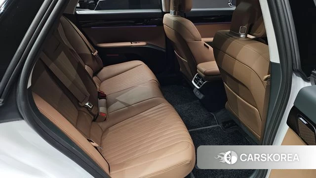 Hyundai Grandeur Hybrid (GN7) 2026 Белый из Кореи, фото 3