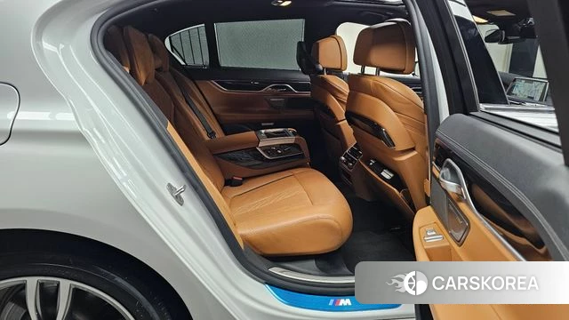 BMW 7 Series (G11) 2018 Белый из Кореи, фото 3
