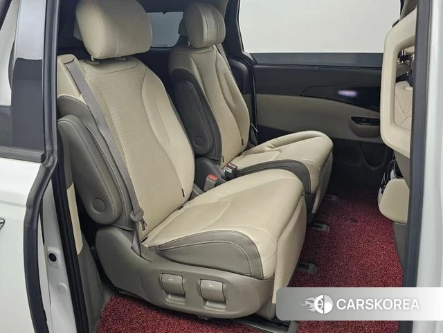 Kia Carnival 4th generation 2022 Белый из Кореи, фото 3