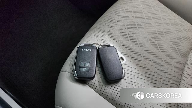 Kia Carnival 4th generation 2021 Белый из Кореи, фото 3