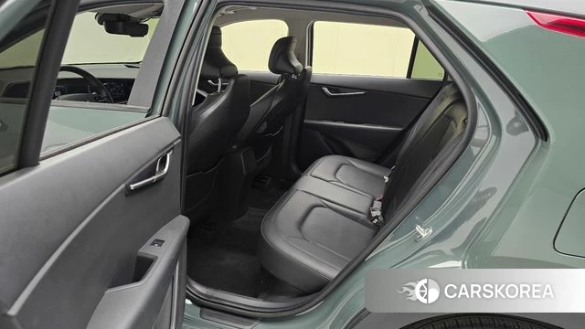 Kia Di Ol Nu Niro 2023 Зеленый из Кореи, фото 3