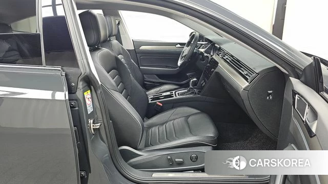 Volkswagen Arteon 2019 Серый из Кореи, фото 3