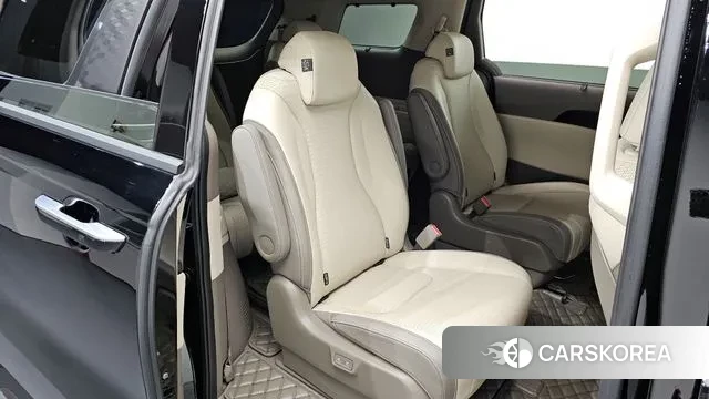 Kia The New Carnival 4th Generation 2024 Черный из Кореи, фото 3