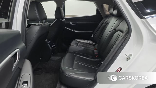 Hyundai Sonata (DN8) 2022 Белый из Кореи, фото 3