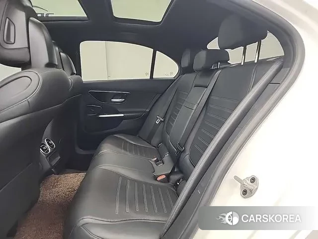 Mercedes-Benz C-Class W206 2024 Белый из Кореи, фото 3