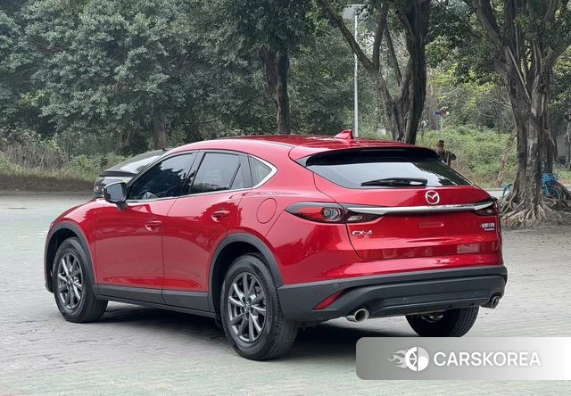 Mazda CX-4 2023 Красный из Китая, фото 3