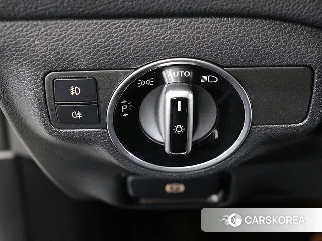 Mercedes-Benz GLA-Class X156 2019 Жемчужный цвет из Кореи, фото 3