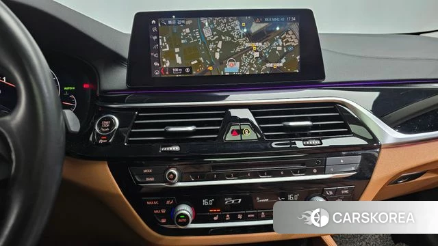 BMW 5 Series (G30) 2019 Серый из Кореи, фото 3