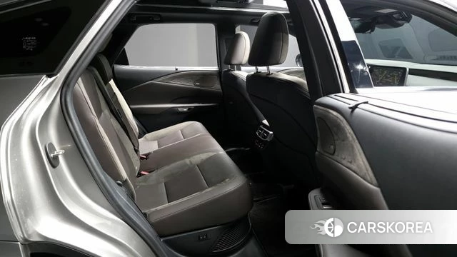 Lexus RX350h 5th generation 2024 Серебряный из Кореи, фото 3