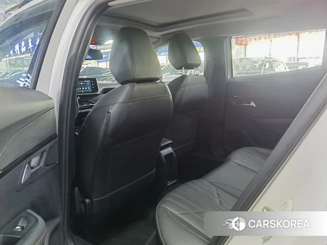 Peugeot 2008 2022 Белый из Китая, фото 3