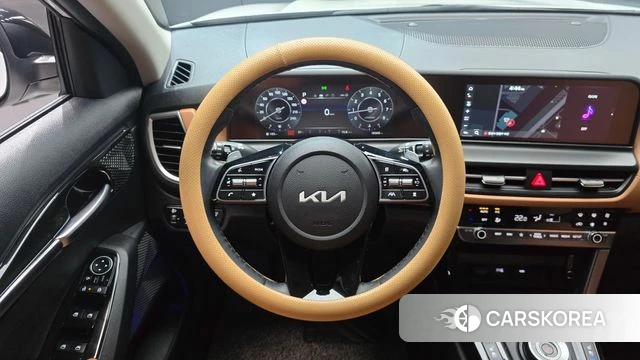 Kia The New Seltos 2023 Белый из Кореи, фото 3