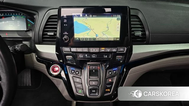 Honda Odyssey 2020 Белый из Кореи, фото 3