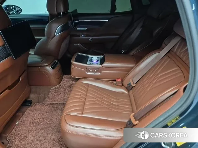 Genesis G90 (RS4) 2023 Темно-зеленый из Кореи, фото 3