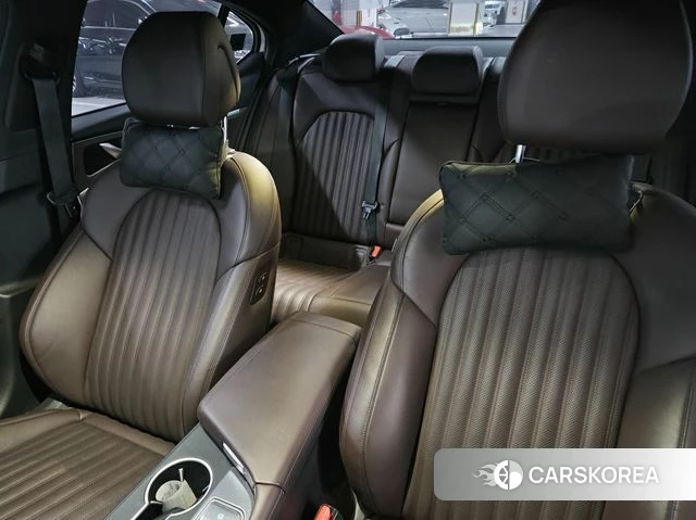 Genesis The New G70 2023 Белый из Кореи, фото 3