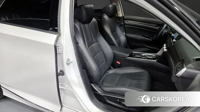 Honda Accord 10th Generation 2022 Белый из Кореи, фото 3