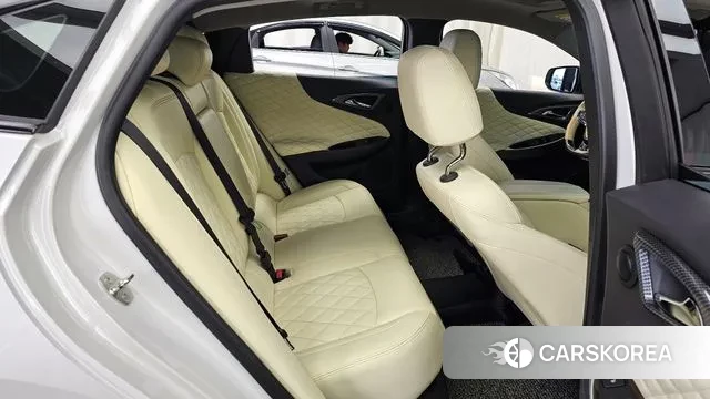 Chevrolet (GM Daewoo) The New Malibu 2018 Белый из Кореи, фото 3